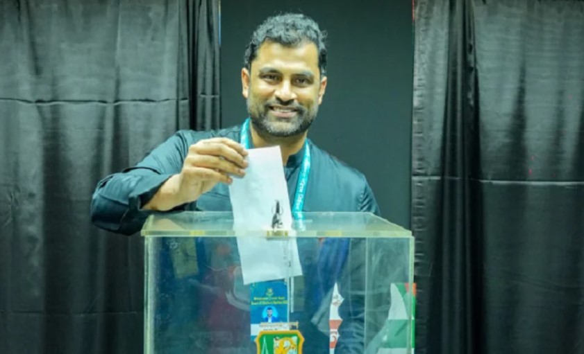 ৭৩ ভোট পেয়ে বিসিবি নির্বাচনে পরিচালক পদে জয়ী তামিম ইকবাল